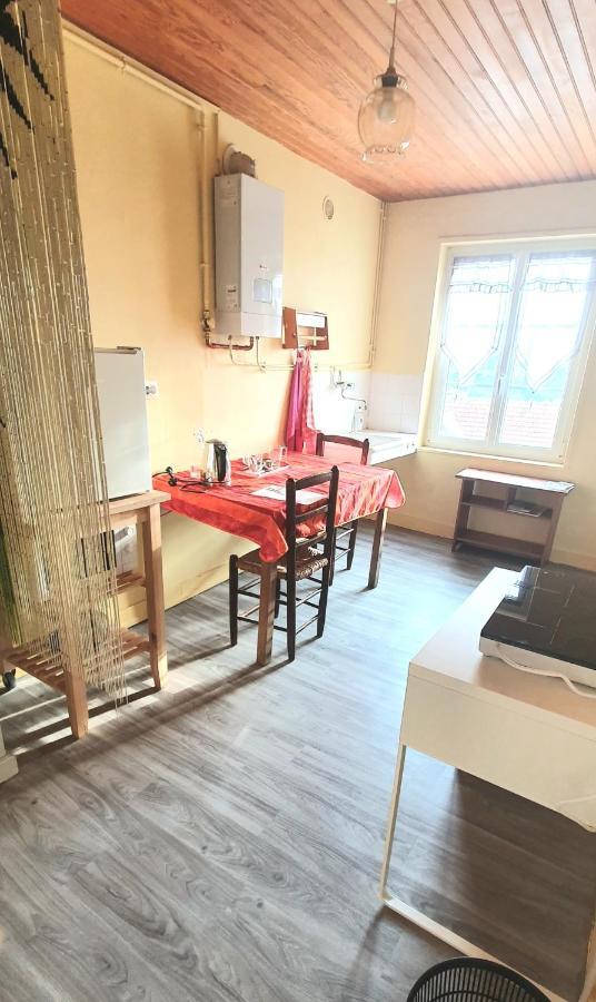 Joyeux Reveil Bed & Breakfast Courseulles-sur-Mer Exterior photo