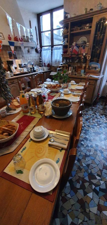 Joyeux Reveil Bed & Breakfast Courseulles-sur-Mer Exterior photo